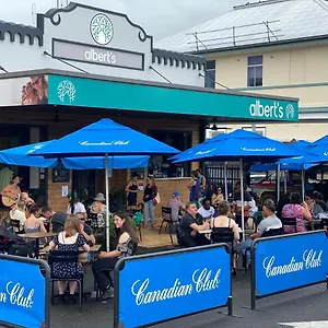  Hostel Alberts Est 2017 Australia